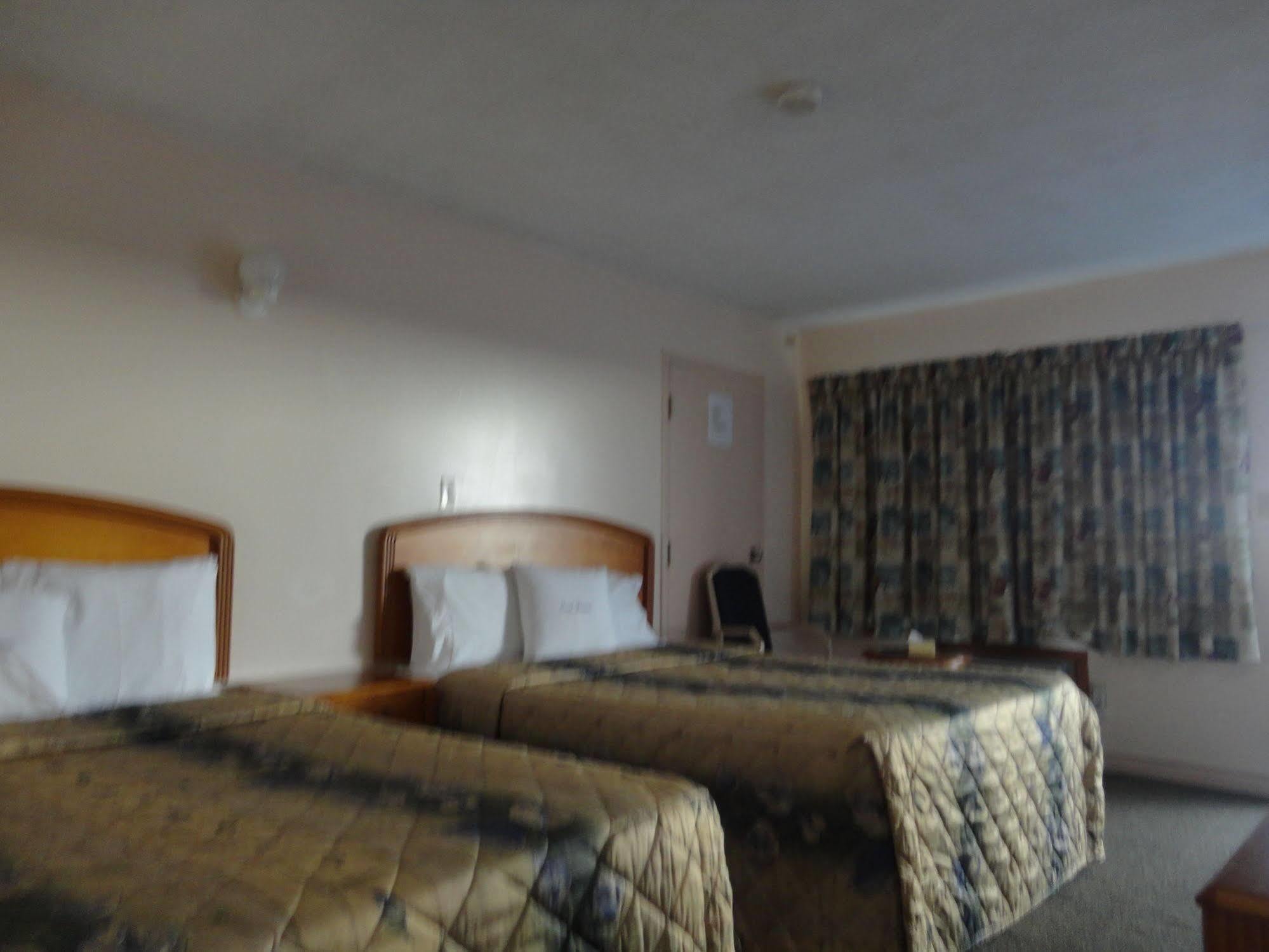 Good Night Inn Port Colborne Bagian luar foto