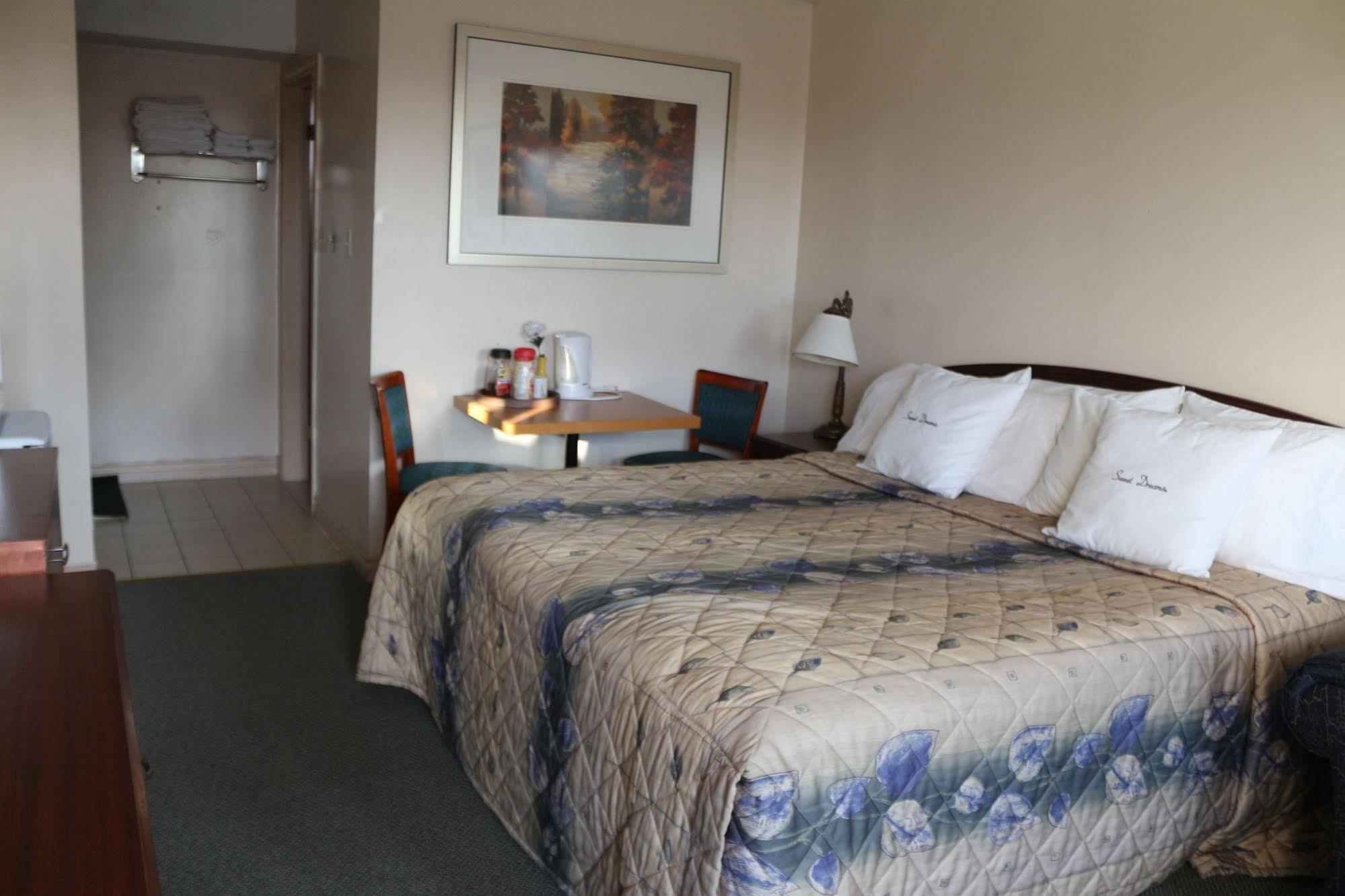 Good Night Inn Port Colborne Bagian luar foto