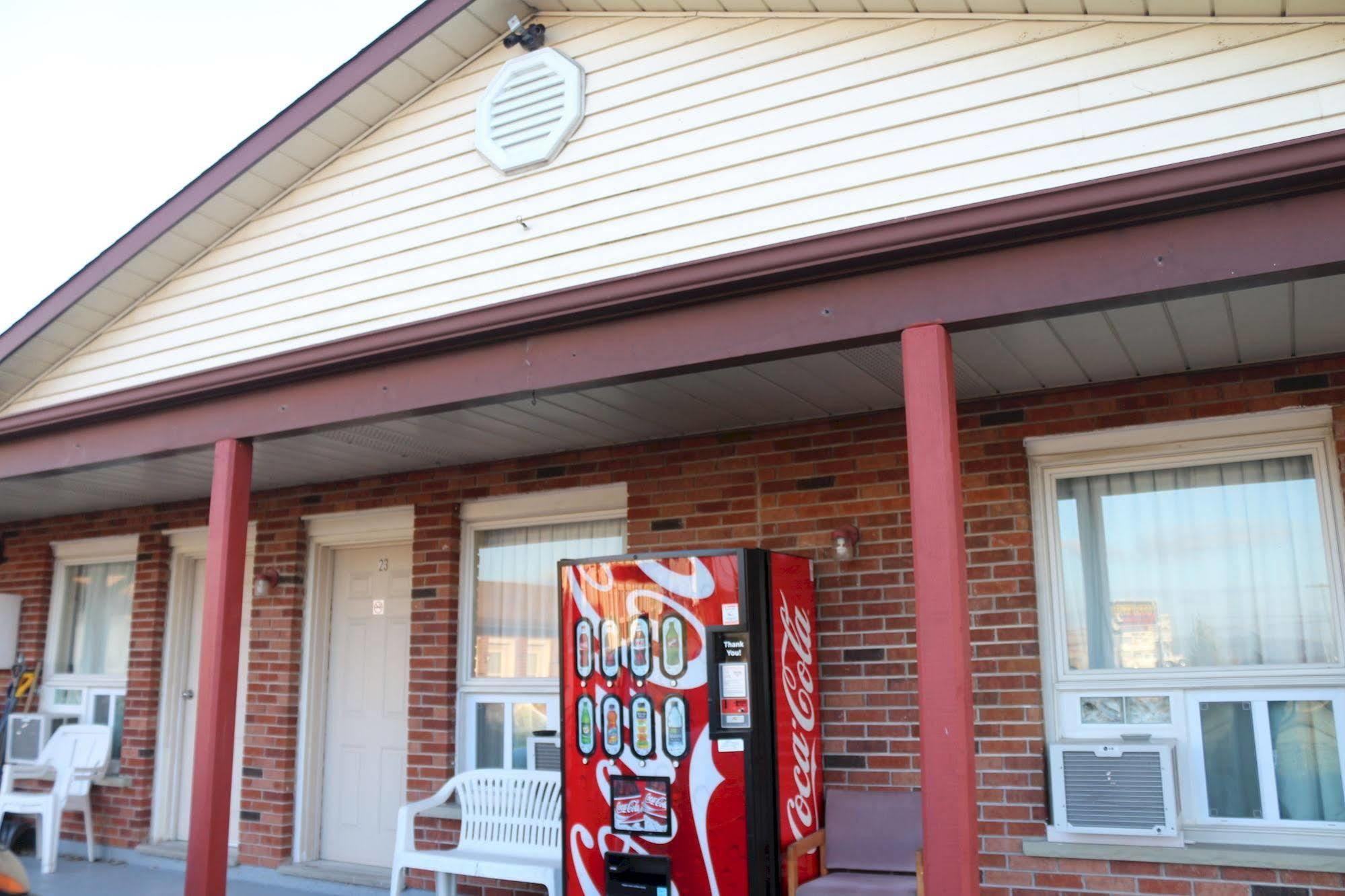 Good Night Inn Port Colborne Bagian luar foto